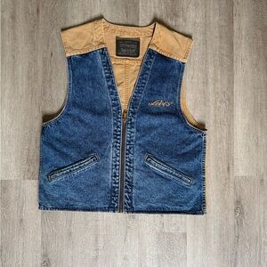 SOLD Vintage Levi’s Vest Made in Canada